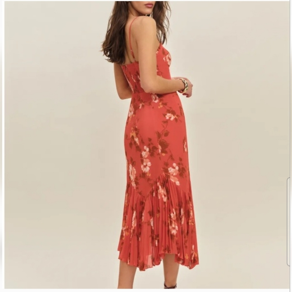 Reformation Dress - Picture 3 of 12